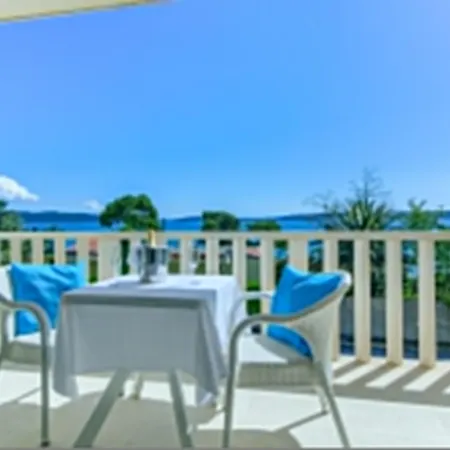 Zarko 4* Kaštel Stari