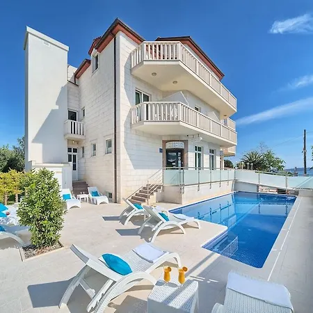 Zarko Hotel Kaštel Stari
