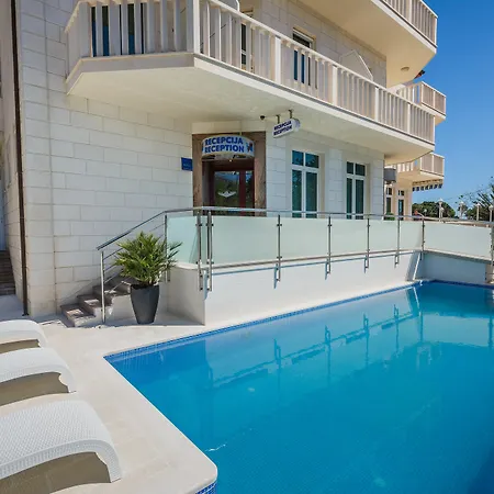 Zarko Hotel 4*